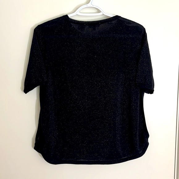 Black blouse - Picture 3 of 3